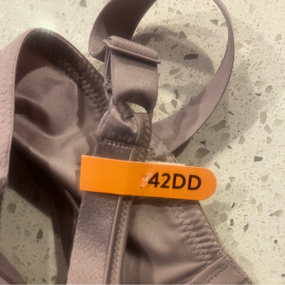 😍 NWT Playtex Secrets Beautiful Lift Embroidered Underwire Bra 42DD (42E) 😍 - Picture 10 of 12